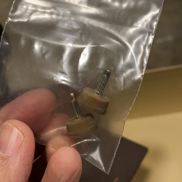 Louis Vuitton heels - Picture 5 of 8